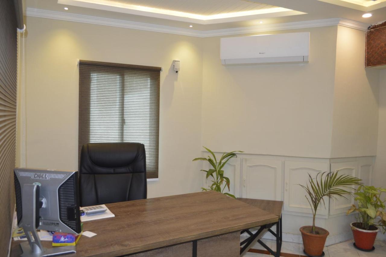 New Shelton Guest House Islamabad Esterno foto