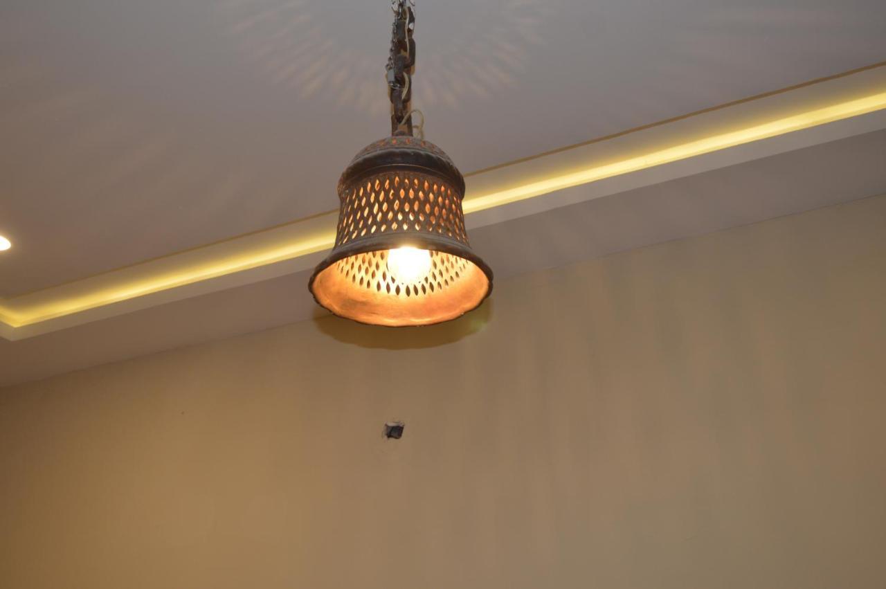 New Shelton Guest House Islamabad Esterno foto