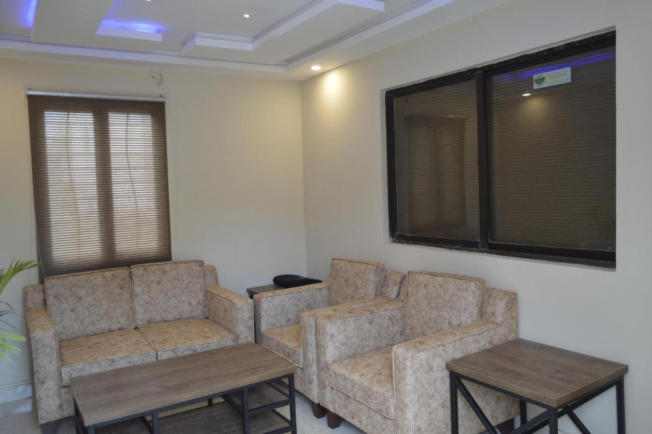 New Shelton Guest House Islamabad Esterno foto