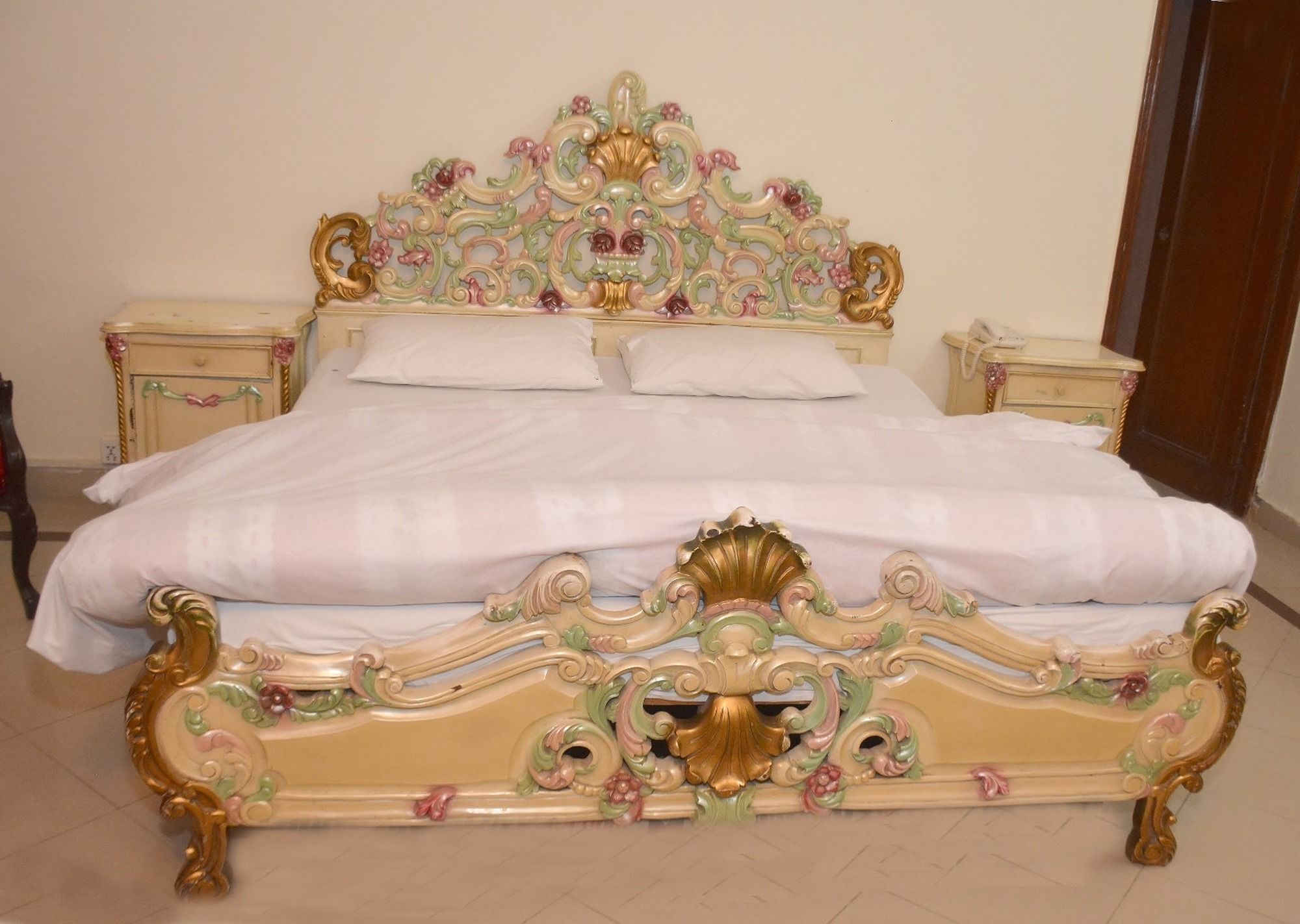 New Shelton Guest House Islamabad Esterno foto