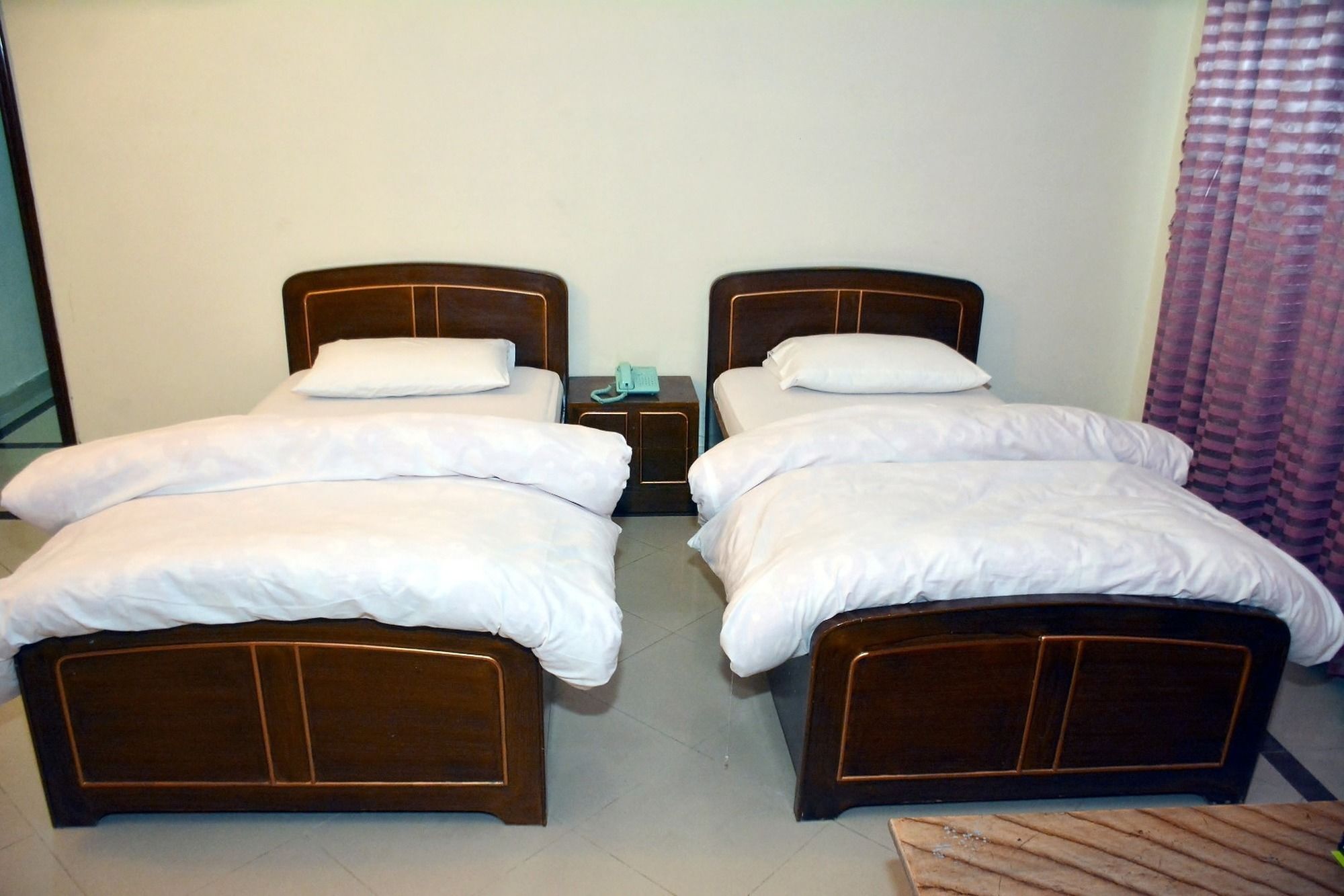 New Shelton Guest House Islamabad Esterno foto