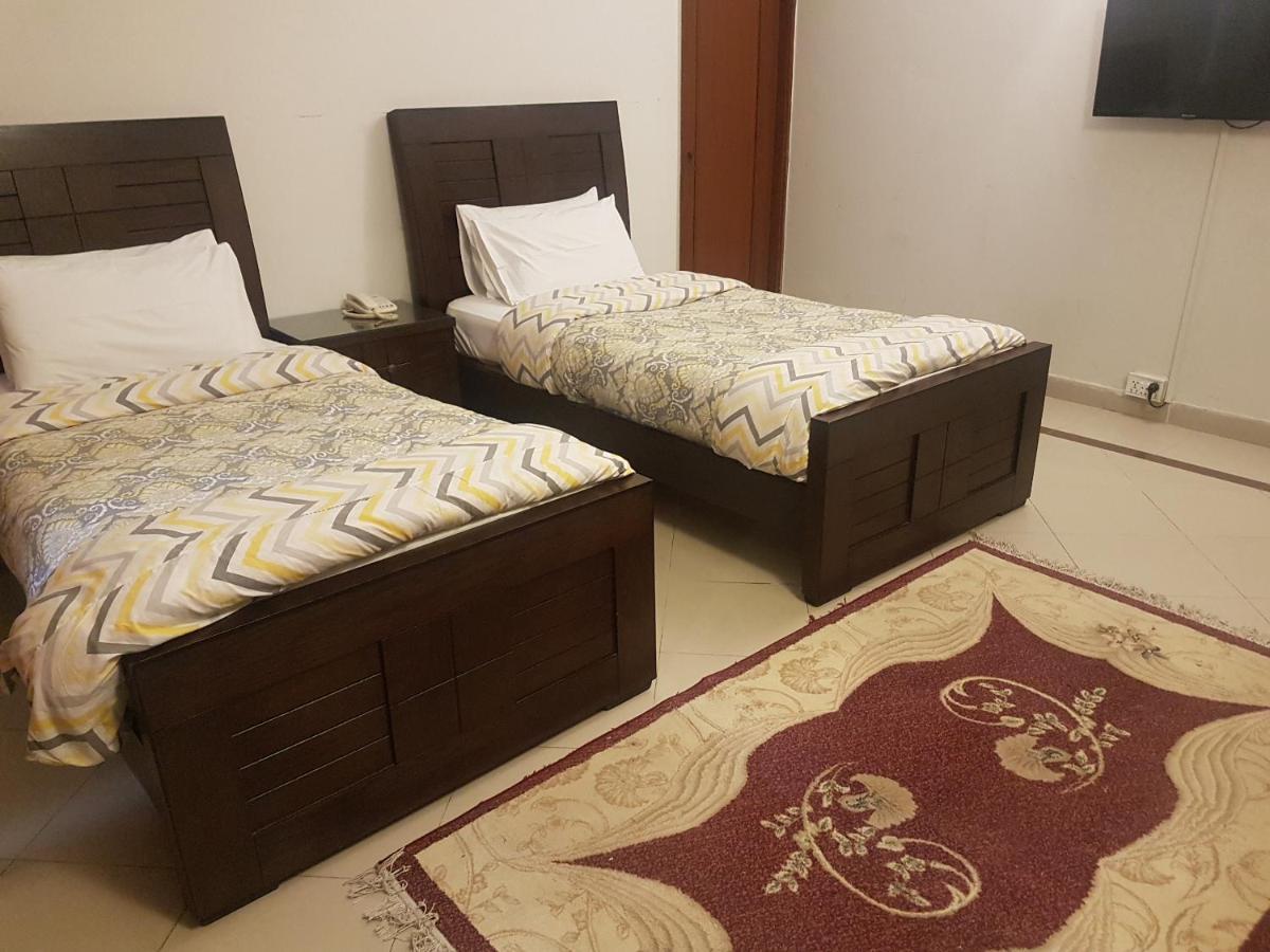 New Shelton Guest House Islamabad Esterno foto